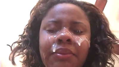 ʻEleʻele Brazilian kaikamahine loaʻa i ka cum ma kona mau maka ma hope anal moe me ka nui dick